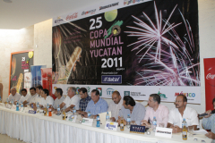 2-presidium-conferencia