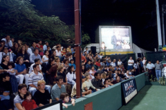 publico-asistente-y-jumbo-trumb