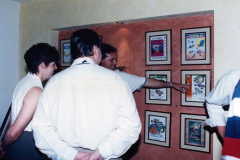 muro-con-revistas-de-la-copa